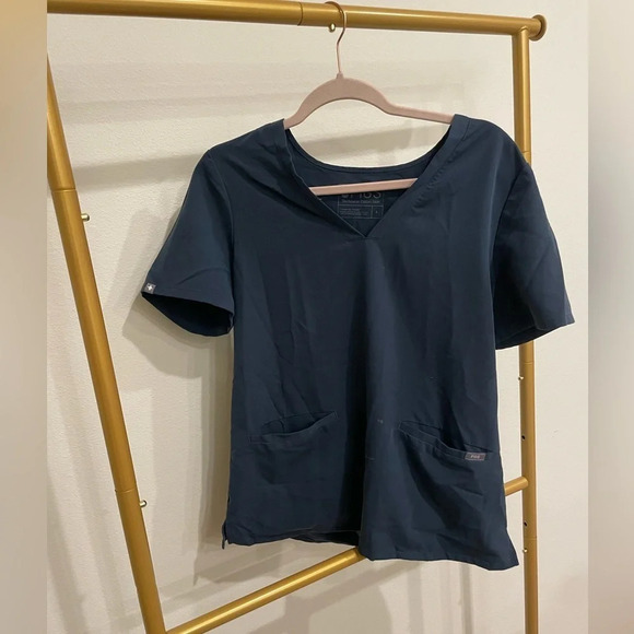 Figs Technical Collection Scrub Top - Picture 2 of 11